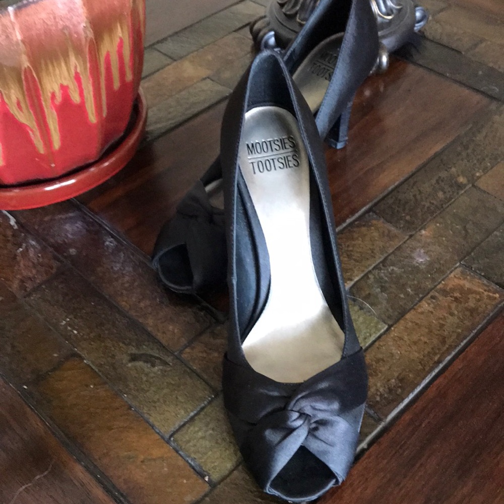 Mootsies Tootsies Satin Peep-Toe Heels